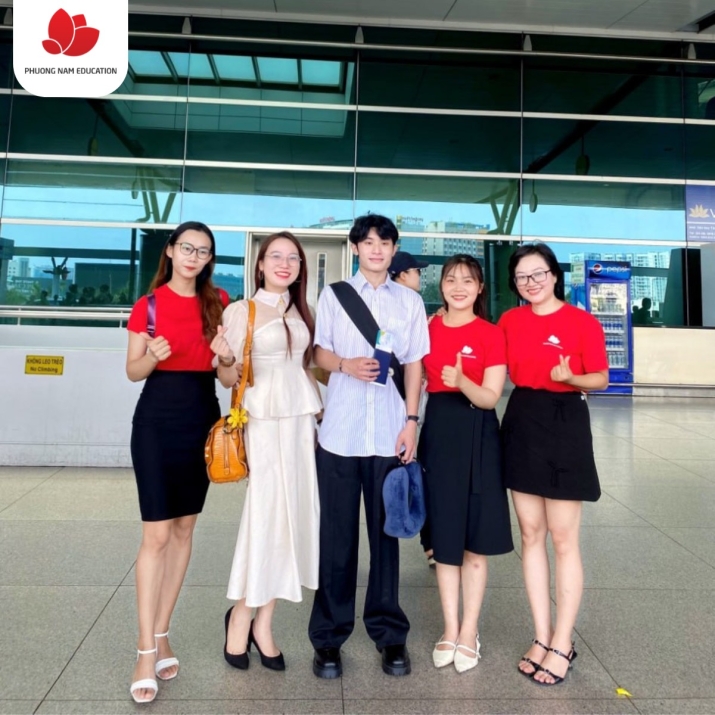 Phuong Nam Education đồng hành cùng hai bạn Danh & Đức trước giờ khởi hành chuyến bay du học nghề Đức ngành Điều dưỡng 