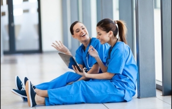 Chương trình chuyển đổi văn bằng điều dưỡng đi Đức là gì
